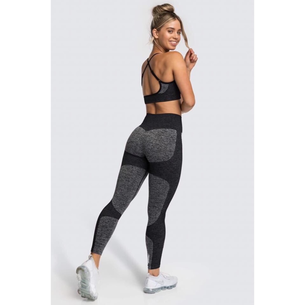 Doyoueven IMPACT SEAMLESS LEGGINGS - BLACK